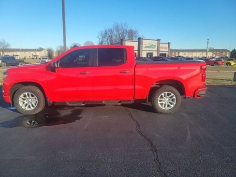 Used 2022 Chevrolet Silverado 1500 Custom image 4
