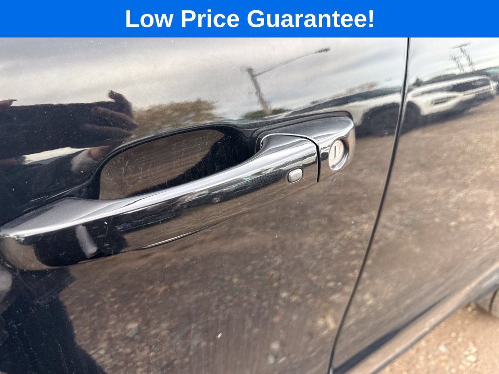 Used 2022 Dodge Durango SXT w/ Blacktop Package AWD/4WD image 14