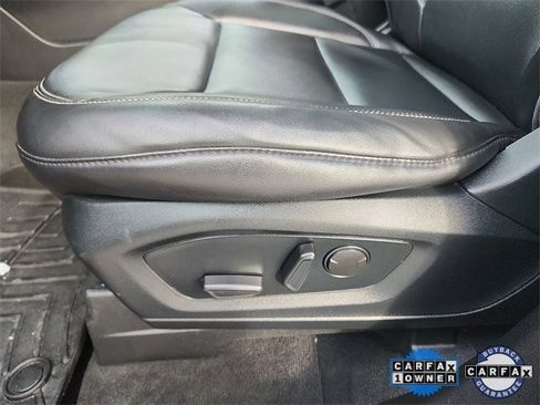 Certified 2022 Ford Explorer XLT w/ Equipment Group 202A image 23