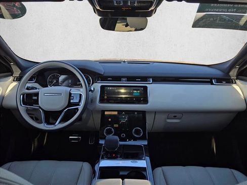 Used 2023 Land Rover Range Rover Velar R-Dynamic S image 19