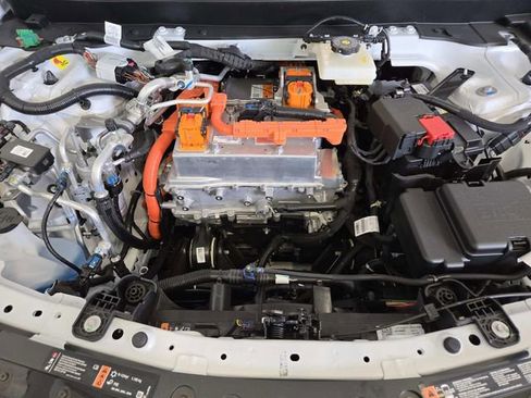 Certified 2025 Chevrolet Blazer EV LT image 13