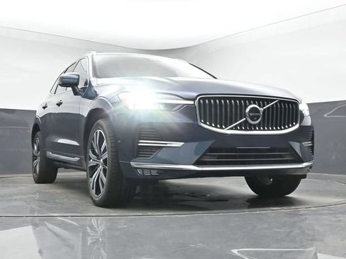 Used 2023 Volvo XC60 B5 Plus w/ Protection Package Premier AWD/4WD image 11