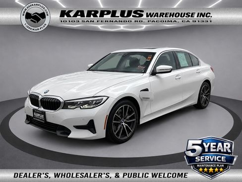 Used 2022 BMW 330e w/ Driving Assistance Package RWD image 1