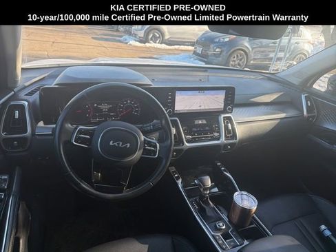 Certified 2022 Kia Sorento SX image 25