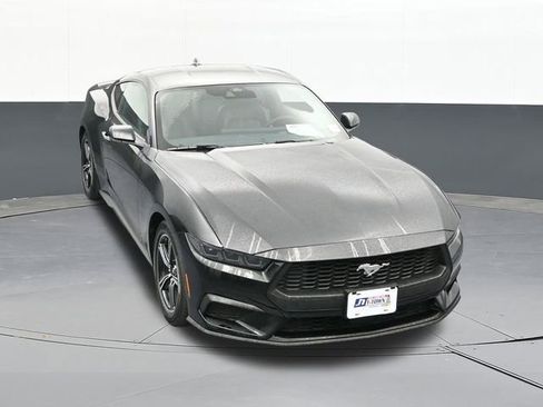 Used 2025 Ford Mustang Premium image 58