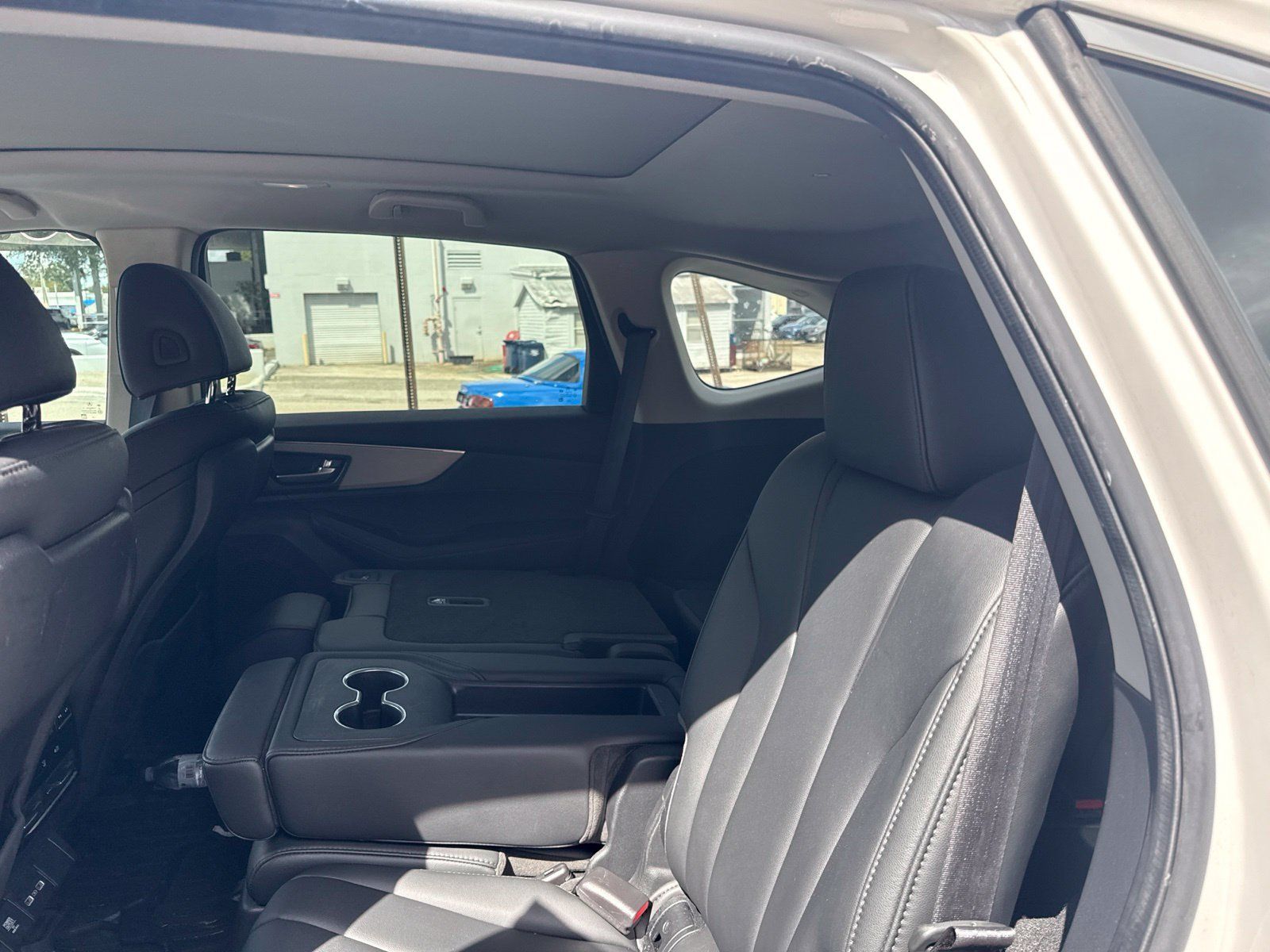 Used 2024 Acura MDX FWD image 9