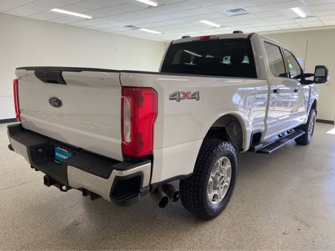 Used 2025 Ford F250 XLT AWD/4WD image 7