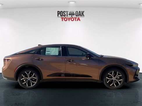 New 2026 Toyota Crown image 8