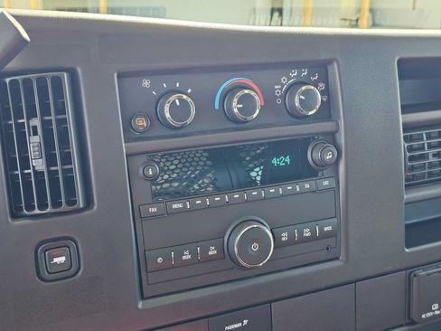 Used 2025 Chevrolet Express 2500 w/ Driver Convenience Package RWD image 28