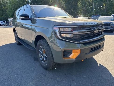 Used 2025 Ford Expedition Tremor AWD/4WD image 7