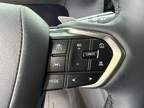 Used 2026 Lexus GX 550 w/ Accessory Package (2T) AWD/4WD image 20