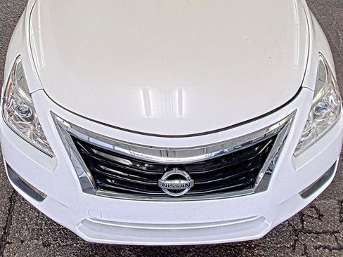 Used 2014 Nissan Altima 2.5 S FWD image 6