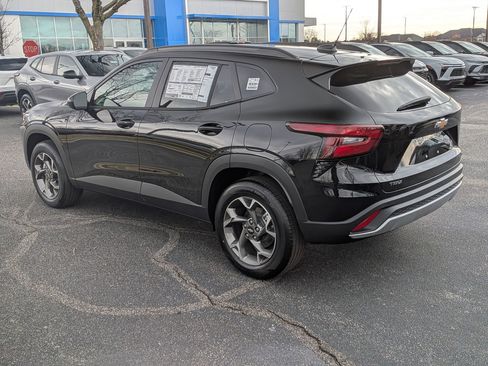 New 2026 Chevrolet Trax LT image 6