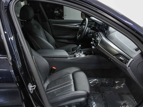 Certified 2023 BMW 540i w/ M Sport Package image 18