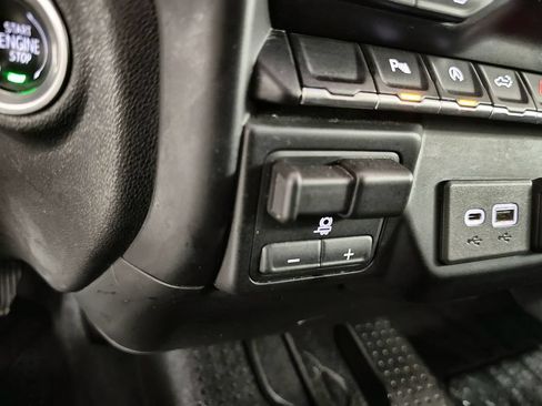 Used 2019 Chevrolet Silverado 1500 RST AWD/4WD image 54