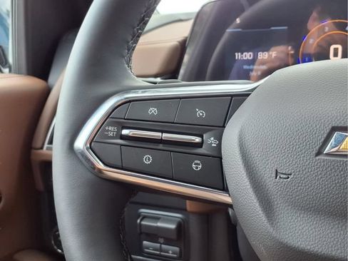 New 2026 Chevrolet Suburban High Country AWD/4WD image 11