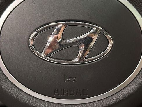 Used 2024 Hyundai Tucson Limited AWD/4WD image 28