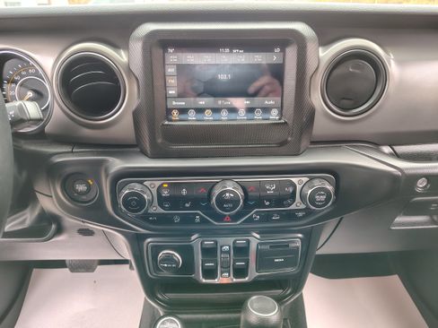 Certified 2023 Jeep Wrangler Sport S image 27