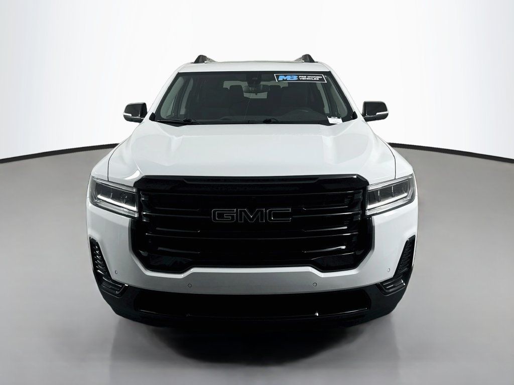 Used 2023 GMC Acadia SLE w/ Driver Convenience Package FWD image 2