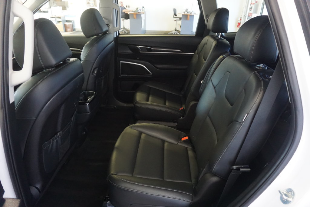 Used 2024 Kia Telluride S AWD/4WD image 21