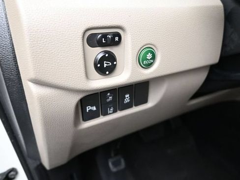 Used 2019 Honda Pilot Touring image 13
