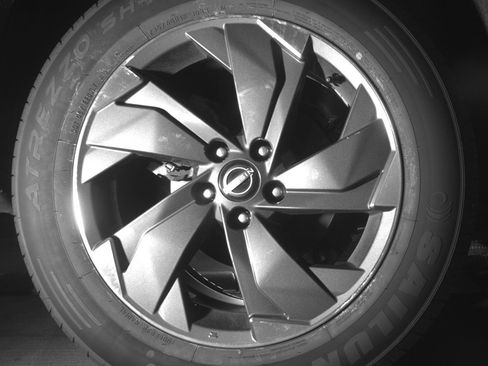 Used 2025 Nissan Rogue SV image 15