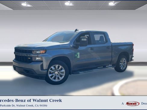 Used 2020 Chevrolet Silverado 1500 Custom w/ Custom Max Trailering Package AWD/4WD image 1