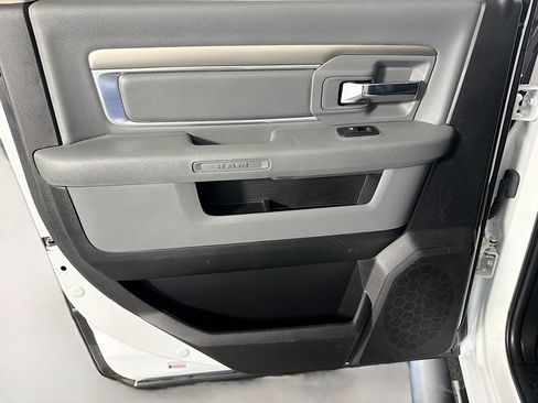Used 2018 RAM 2500 Big Horn w/ Harvest Edition AWD/4WD image 24