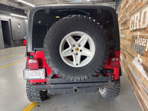 Used 2005 Jeep Wrangler Rubicon w/ Security Group image 15