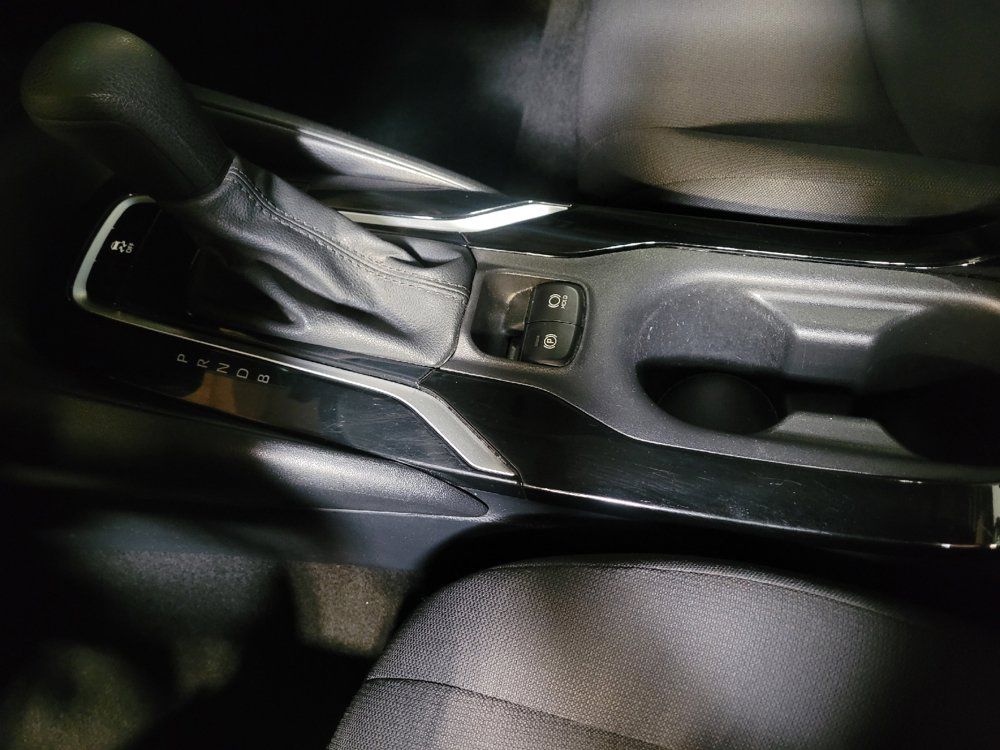 Used 2022 Toyota Corolla LE FWD image 26