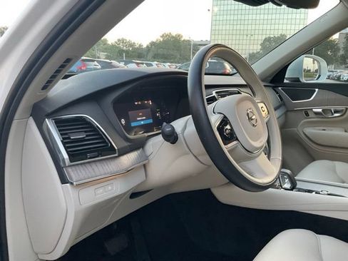 Certified 2024 Volvo XC90 T8 Plus w/ Protection Package Premier AWD/4WD image 17