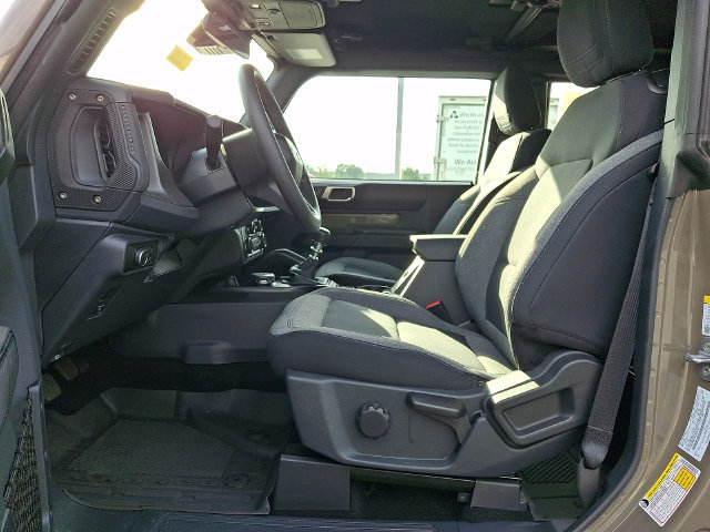 Used 2025 Ford Bronco 2-Door AWD/4WD image 15