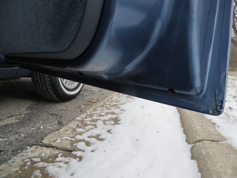 Used 1998 Buick Le Sabre Custom w/ Headliner Lighting Pkg image 25