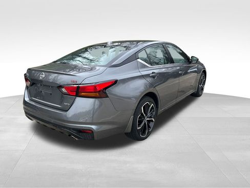 Certified 2024 Nissan Altima 2.5 SR image 5