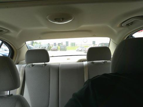 Used 2006 Chevrolet Malibu LT image 12