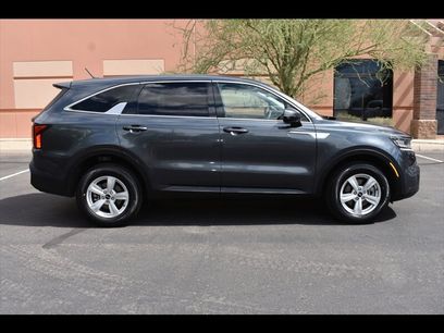 Used 2022 Kia Sorento LX