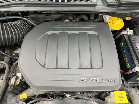 Used 2019 Dodge Grand Caravan GT FWD image 26
