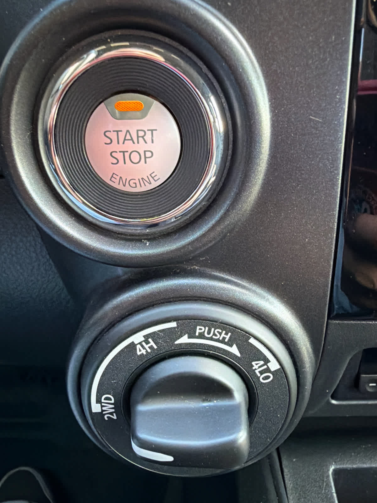 Used 2021 Nissan Titan PRO-4X w/ Pro-4x Utility Package AWD/4WD image 26