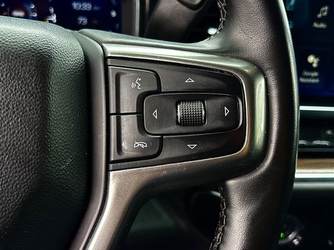 Used 2023 Chevrolet Silverado 1500 LT AWD/4WD image 16