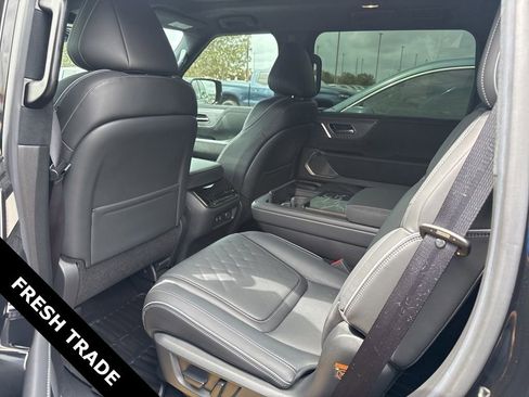 Used 2025 INFINITI QX80 Autograph image 6