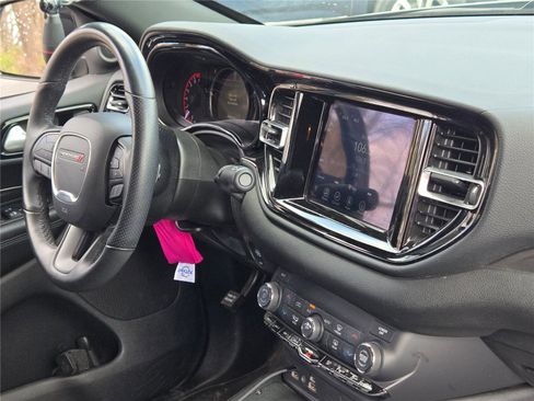 Used 2023 Dodge Durango AWD w/ Skid Plate Group image 5