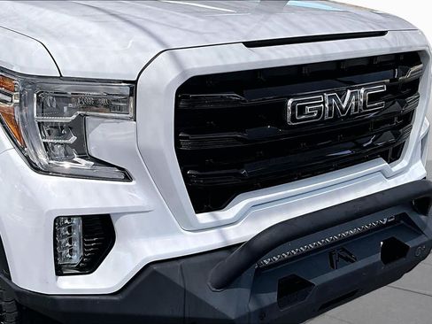 Used 2021 GMC Sierra 1500 Elevation w/ X31 Off-Road Package AWD/4WD image 30