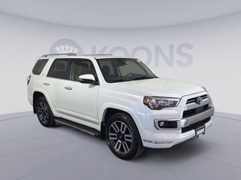 Used 2023 Toyota 4Runner Limited image 10