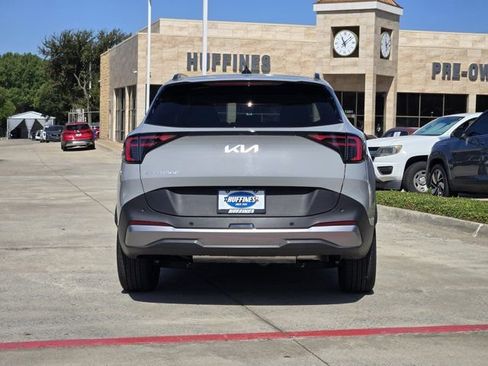 Certified 2026 Kia Sportage EX w/ EX Panorama Roof Package FWD image 7