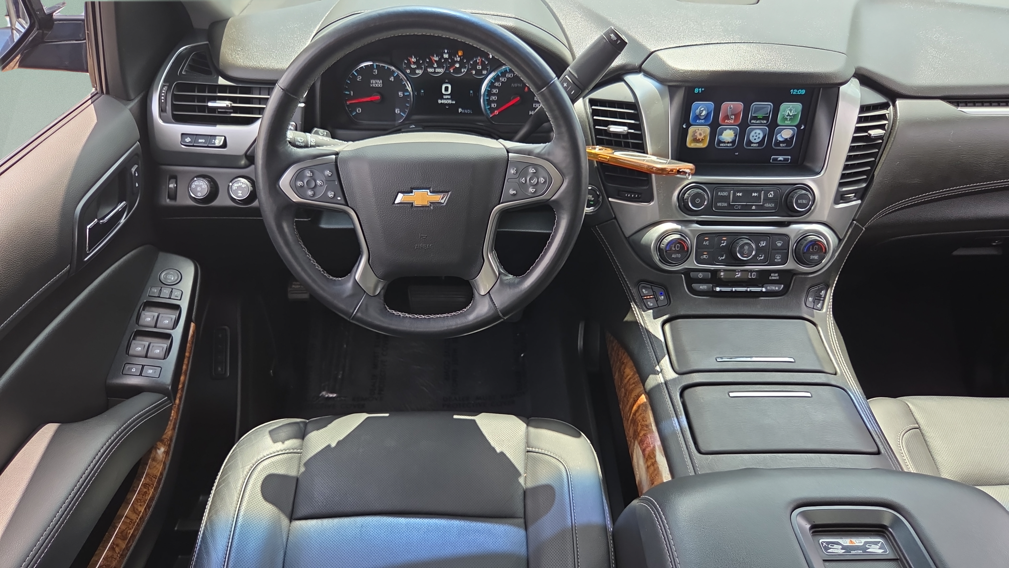 Used 2019 Chevrolet Tahoe Premier AWD/4WD image 15