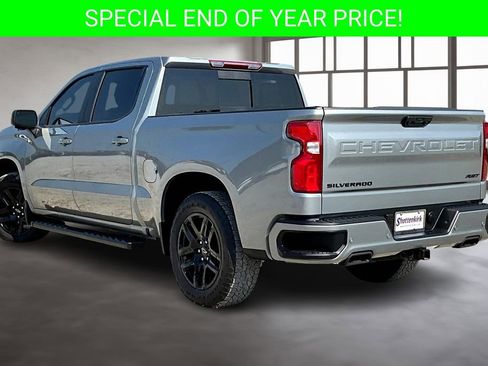 Used 2025 Chevrolet Silverado 1500 RST w/ Dark Appearance Package image 4