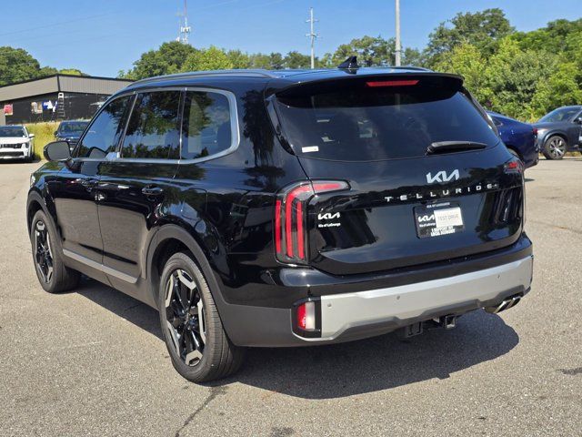 Used 2024 Kia Telluride EX w/ EX Captain's Chair Package FWD image 9