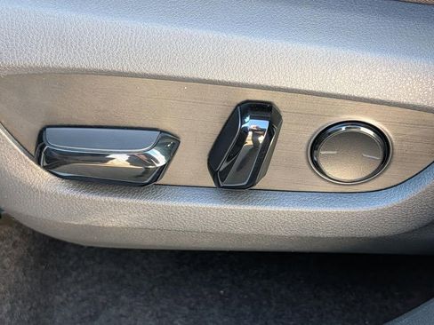 New 2026 Lexus TX 500h AWD image 15