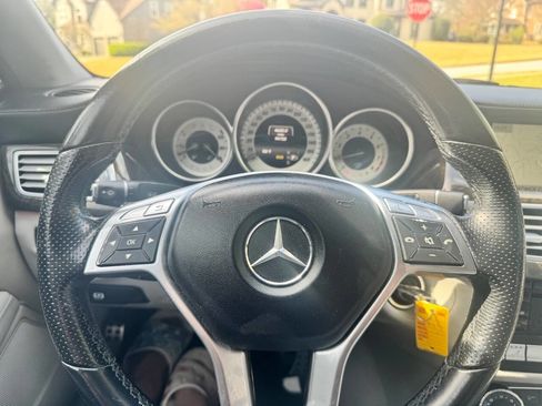 Used 2014 Mercedes-Benz CLS 550 w/ Premium 1 Package image 35