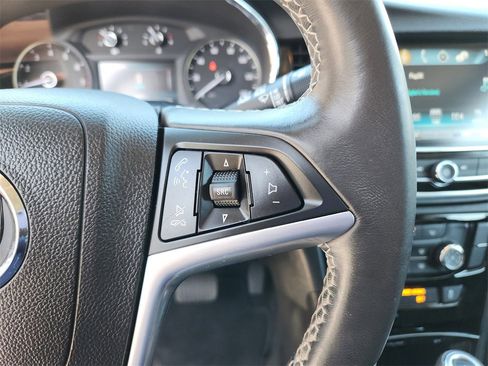 Used 2021 Buick Encore Preferred image 25